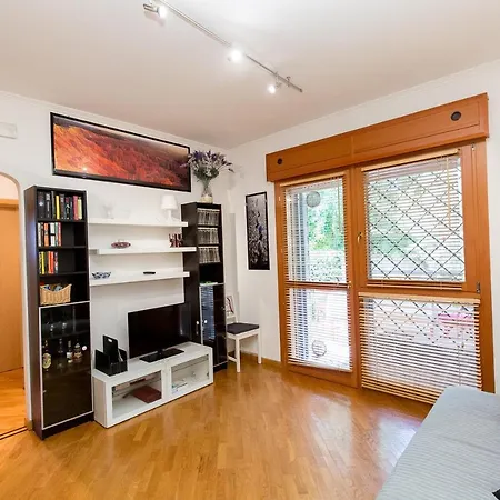 Apartament La Casetta Di Gio A With Private Garden And Parking Space - By Beahost Rzym